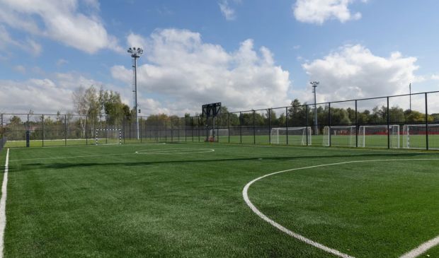 Фотография Мини-футбольное поле 40х20 на стадионе  