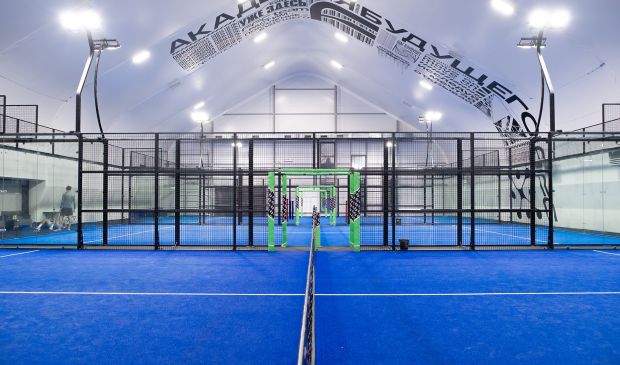 Фотография ПаделХаб корты падел-тенниса Сколково манеж №1