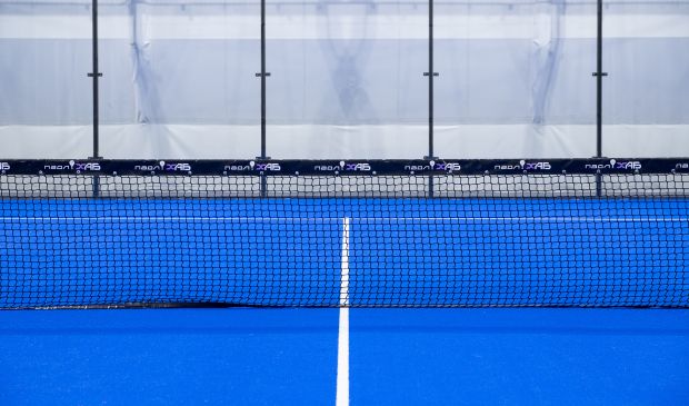 Фотография ПаделХаб корты падел-тенниса Сколково манеж №1
