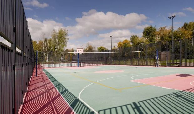 Фотография Волейбольно-баскетбольная площадка Стадион 