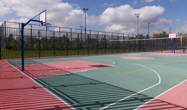 Фотография Волейбольно-баскетбольная площадка Стадион 