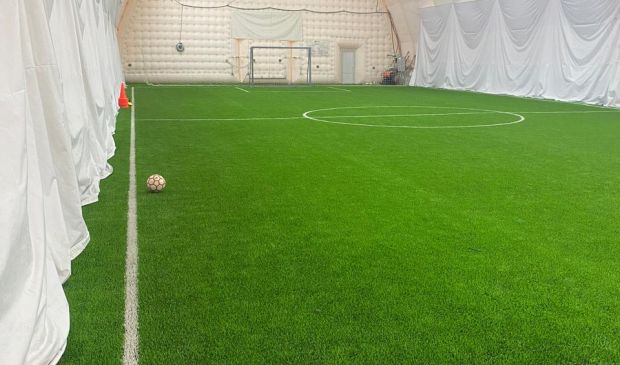 Фотография Футбольный манеж 37х16 