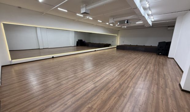 Фотография Танцевальный зал Campus 