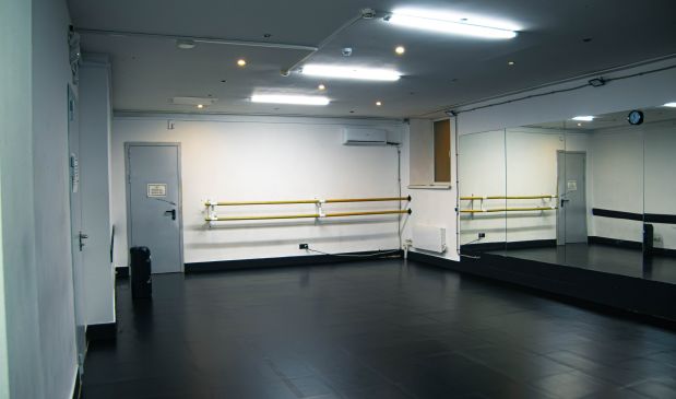 Фотография Зал для танцев INDIGO в 