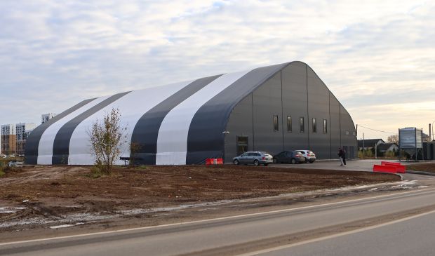 Фотография Футбольный манеж 48x30 «Остафьево»