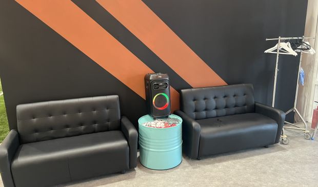 Фотография Футбольный манеж 