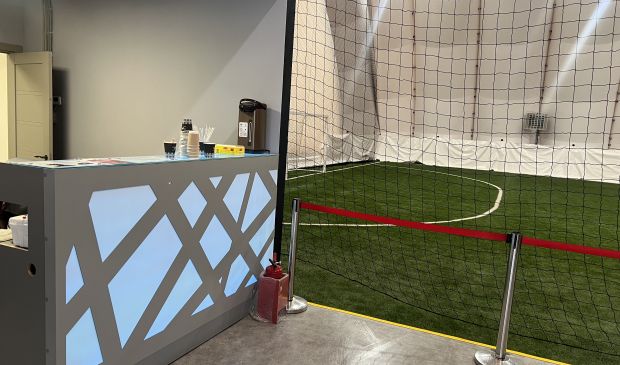 Фотография Футбольный манеж 