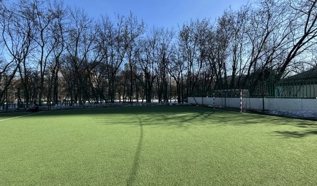 Фотография Футбольное поле м. Деловой Центр