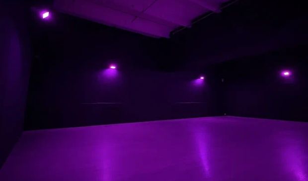Фотография Черный зал 90 кв.м. в Студии танцев «Убежище»