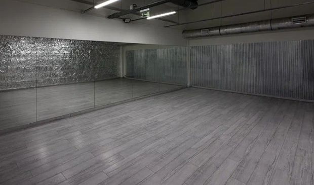 Фотография Белый зал 50 кв.м. в Студии танцев «Убежище»
