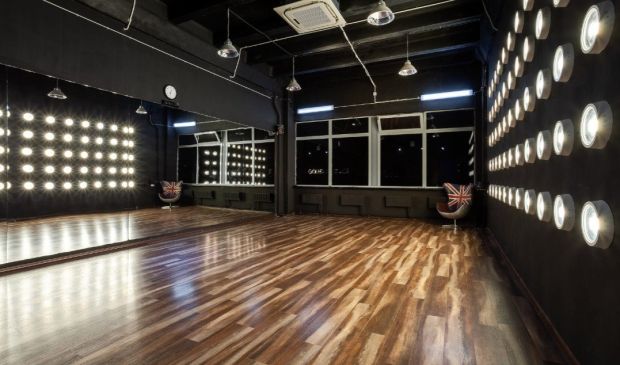 Фотография Зал №15 60 кв.м. Gold & Dancе на Бауманской