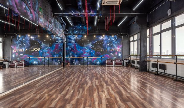 Фотография Зал №19 130 кв.м. Gold & Dancе на Бауманской