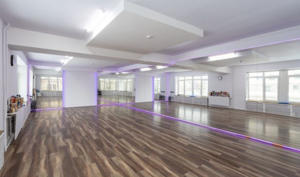 Фотография Зал № 12 70 кв.м. Gold & Dance Белорусская