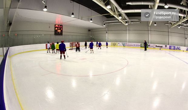 Фотография Ледовая арена Морозово - каток Вихрь