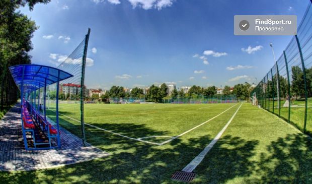 Фотография Футбольное поле в парке 