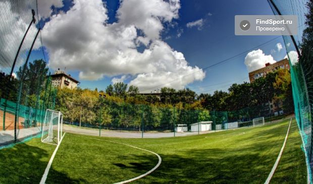 Фотография Футбольное поле на Мосфильмовской