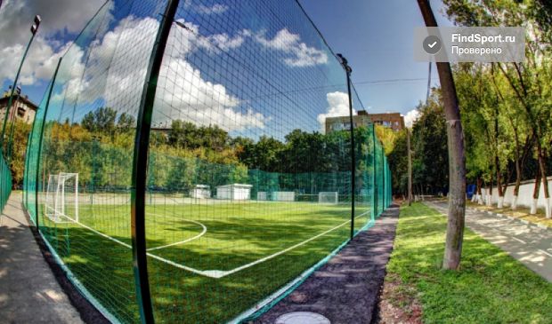Фотография Футбольное поле на Мосфильмовской